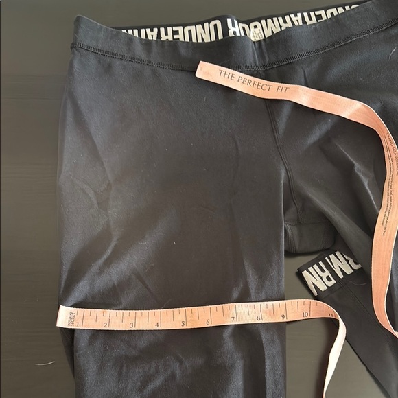 Under Armour Black Capri Leggings - Picture 9 of 9